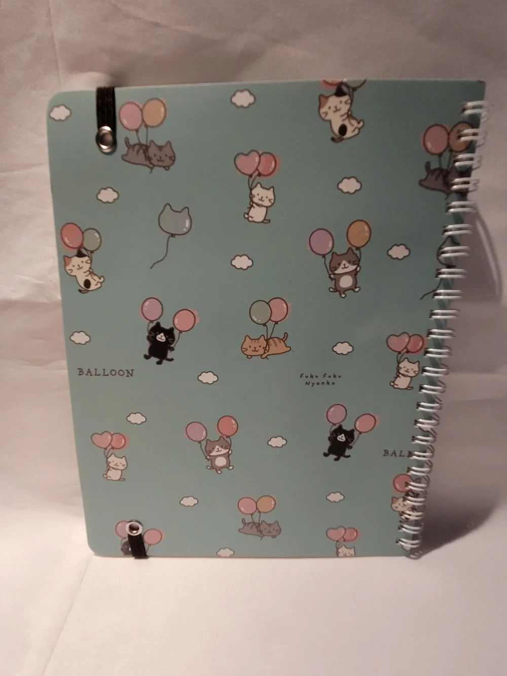 Fuku Fuku Nyanko Balloon Ring Notebook